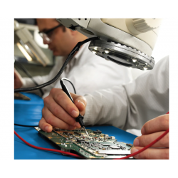 Protecție de masă ESD High Tech POP, Notrax, 61 cm x 1829 cm, Albastru Protecție de masă ESD High Tech POP, Notrax, 61 cm x 1829 cm, Albastru