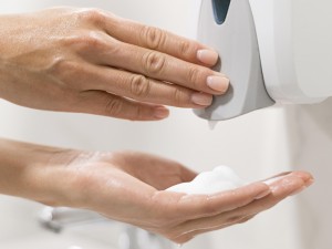 Săpunuri și Dezinfectanți: Soluții Eficiente pentru Igienă și Sănătate