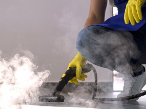 Mașini de curățenie și aspiratoare profesionale pentru dotarea afacerii tale!