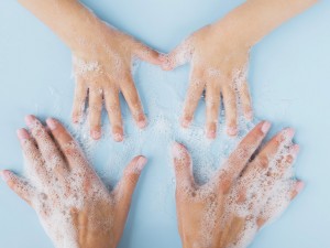 Reguli de igienă și protecție pentru tine și cei dragi ție