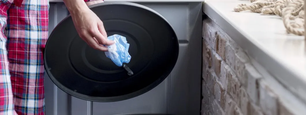 Colectează și reciclează responsabil deșeurile Colectează și reciclează responsabil deșeurile